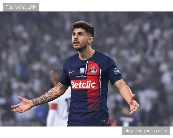 里昂主场2-0击败尼斯,托利索与纳尔泰建功,豪取13连胜 里昂主场2-0击败尼斯,托利索与纳尔泰建功,豪取13连胜